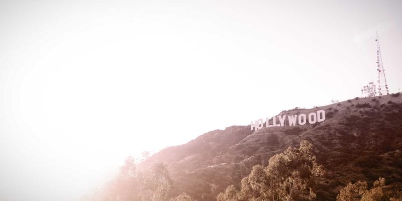 Kelsey Soronen：工业艺术中的诗意叙事与创意边界探索